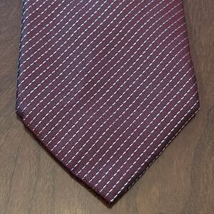 Material London Burgundy Hand Made 100% Silk Men’s Neck Tie Made In China